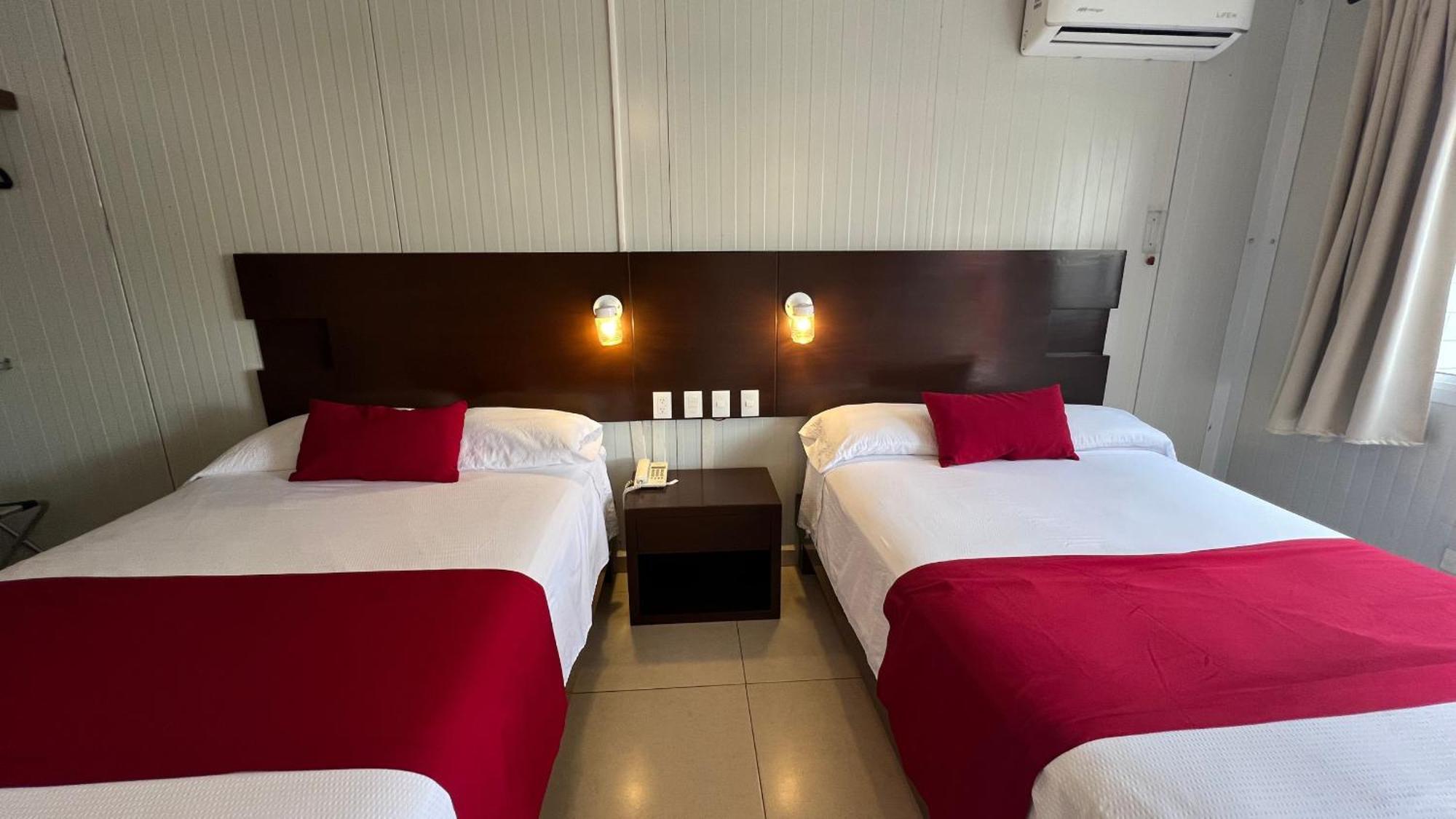 Nova Hotel Cadereyta Jiménez Exteriör bild
